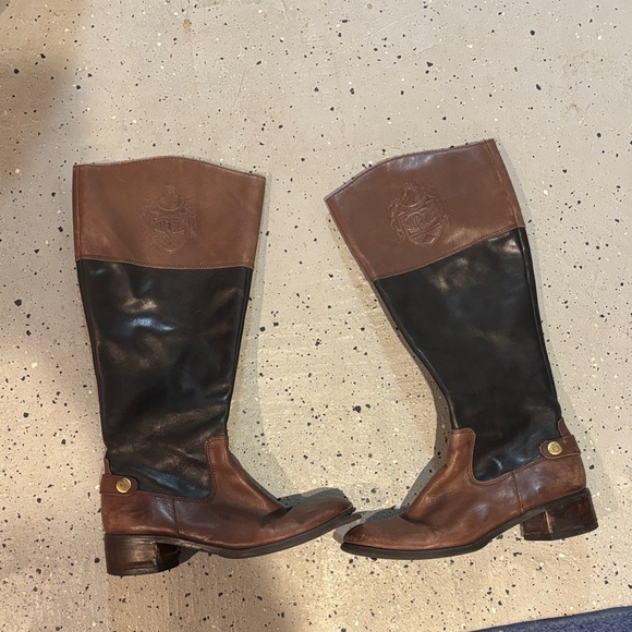 Etienne Aigner Orange and Brown Leather Detail - Picture 1 of 7